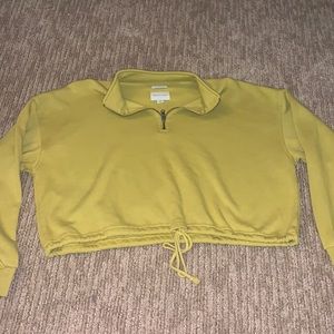 AMERICAN EAGLE CROPPED HOODIE